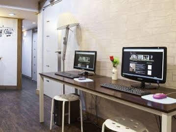 Gstay Myeongdong Hotel